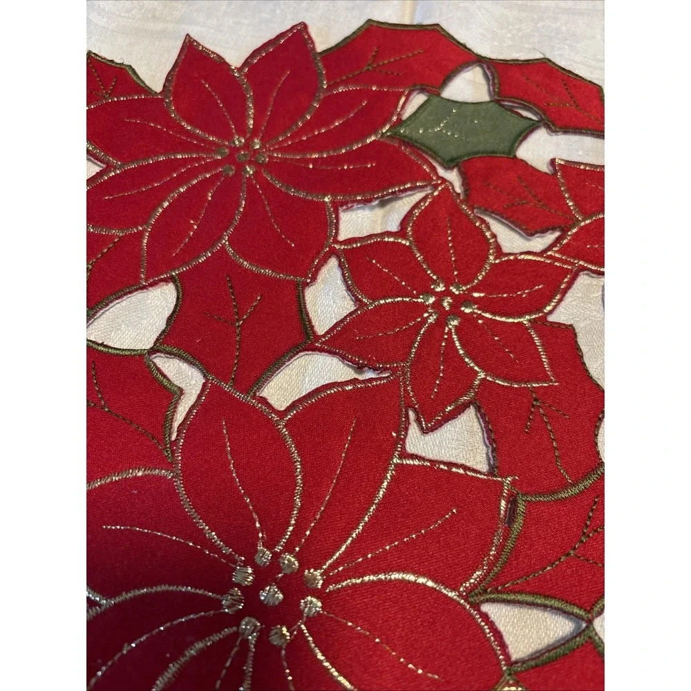 Set 4 Red & Green Poinsettia Embroidered Christmas Table Mats Centerpiece 15